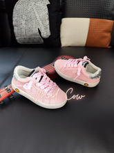 Load image into Gallery viewer, Light Pink Sneaks

